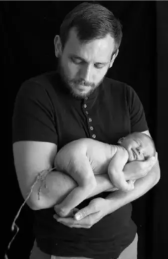 爱之晶IVF：世上最容易出状况的满月照